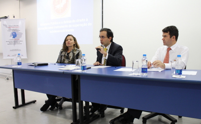 mesa do evento