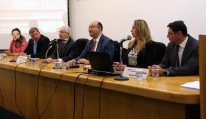Diretor da ESMP Paulo Sérgio de Oliveira e Costa, PGJ Gianpaolo Smanio e demais autoridades