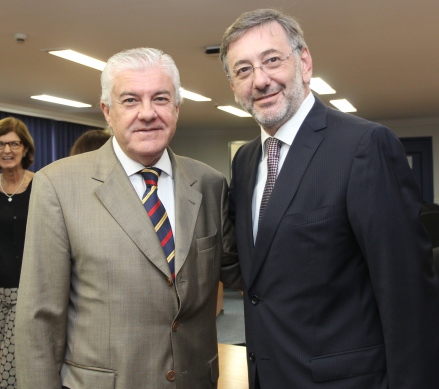 O Procurador de Justiça José Correia de Arruda e o Procurador-Geral de Justiça Márcio Elias Rosa