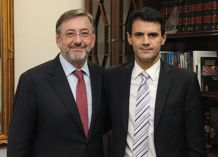 O Procurador-Geral de Justiça, Márcio Fernando Elias Rosa, com o Conselheiro do CNMP Marcelo Ferra