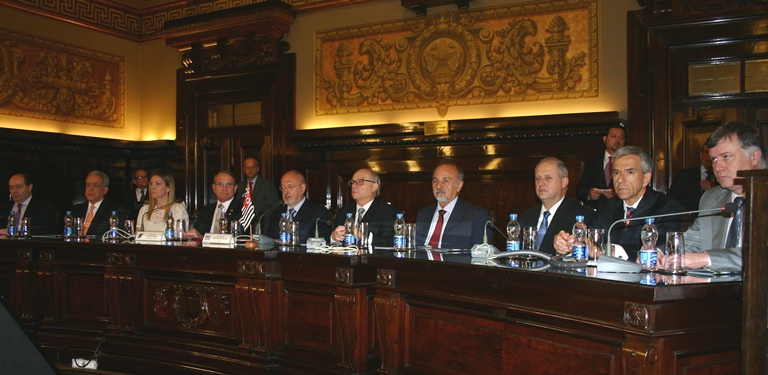Autoridades que compuseram a mesa de abertura do 101º Encontro do Colégio Permanente de Presidentes de Tribunais de Justiça do Brasil 