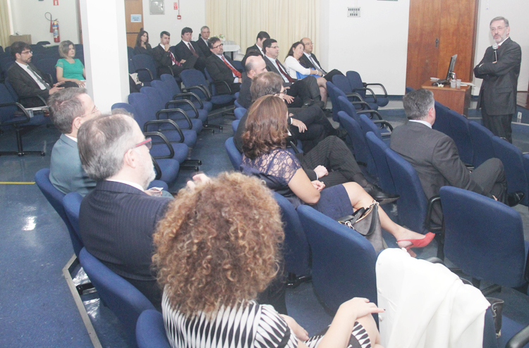Procurador-Geral do MPMS realiza palestra em Sorocaba no “Ciclo de
